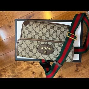 GG SUPREME BELT BAG